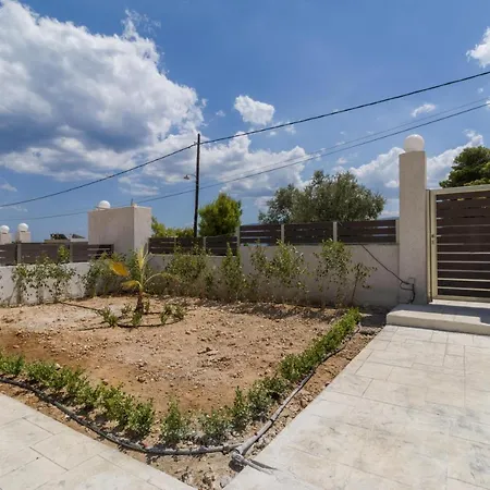 Enchanted Sunlit Retreat 1 * Ίσθμια