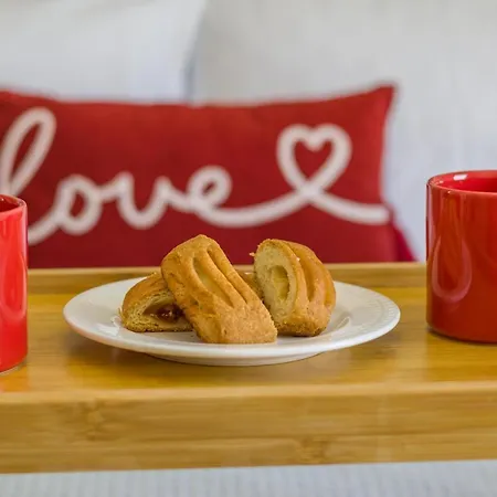 Enchanted Sunlit Retreat 1 Βίλα Ίσθμια