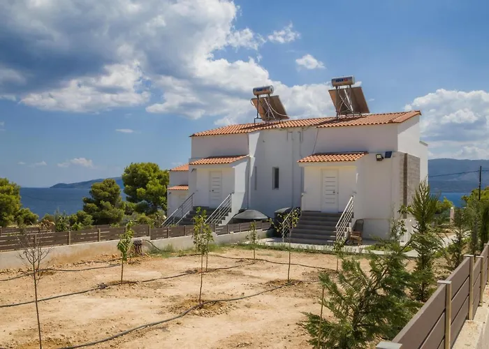 Enchanted Sunlit Retreat 1 إسثْمِيا