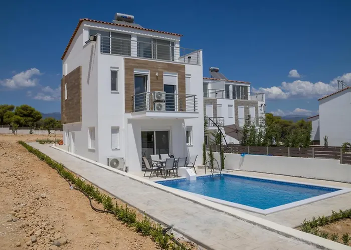 Enchanted Sunlit Retreat 1