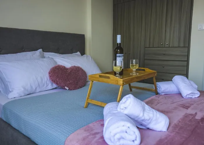 فيلة Enchanted Sunlit Retreat 1